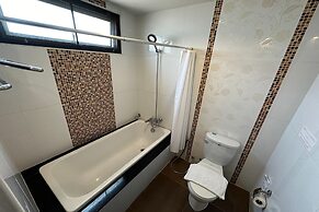 Chiang Rai Grand Room Hotel