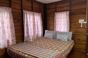 Ban Suan Bang Toei Homestay