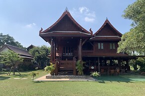 Ban Suan Bang Toei Homestay