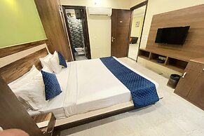 The Indian Hotel & Kitchen