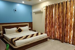 The Indian Hotel & Kitchen