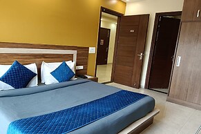 The Indian Hotel & Kitchen