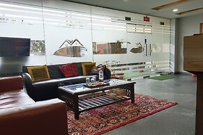 The Indian Hotel & Kitchen