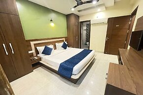 The Indian Hotel & Kitchen