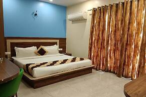 The Indian Hotel & Kitchen