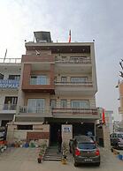 The Indian Hotel & Kitchen