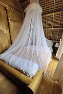 Lumbung Langit Bali House And Hostel