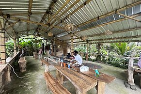 Lumbung Langit Bali House And Hostel