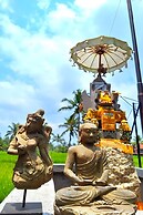 Lumbung Langit Bali House And Hostel