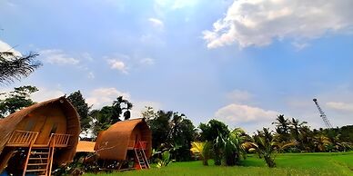 Lumbung Langit Bali House And Hostel