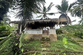 Lumbung Langit Bali House And Hostel