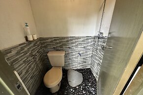 Lumbung Langit Bali House And Hostel