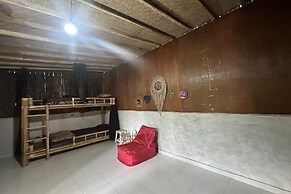 Lumbung Langit Bali House And Hostel