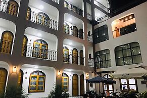 Mai Hotel