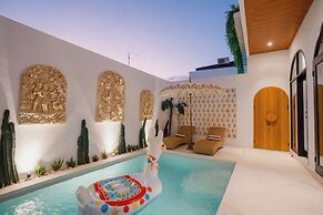 Melviano Suite Villa