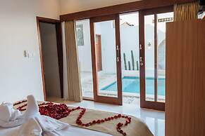 Melviano Suite Villa