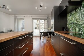 Modern Apartment in Wroclaw by Renters