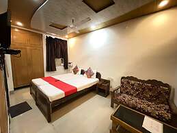 Goroomgo R.P. International Patna