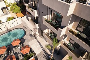 Cosmeen Lifestyle Boutique Stay