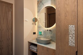 Cosmeen Lifestyle Boutique Stay