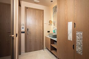 Cosmeen Lifestyle Boutique Stay