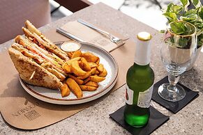 Cosmeen Lifestyle Boutique Stay