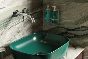 Cosmeen Lifestyle Boutique Stay