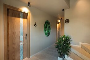 Cosmeen Lifestyle Boutique Stay