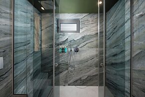 Cosmeen Lifestyle Boutique Stay