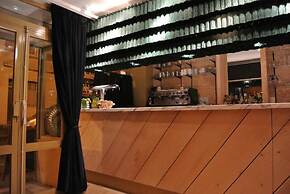 Hotel Denfert Montparnasse