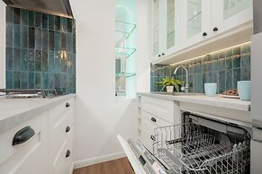 Marszałkowska Apartment by Renters