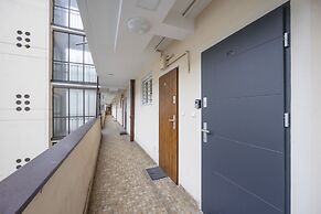 Marszałkowska Apartment by Renters