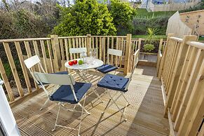 Appledore Home With Panoramic Estuary View