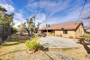 Joshua Tree Area Vacation Rental ~ 12 Mi to Park!