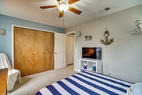 Lovely Merritt Island Home w/ Kayak + Fire Pit!