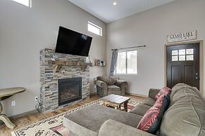 Hike + Ski: Grand Lake Cabin w/ Mtn-view Deck