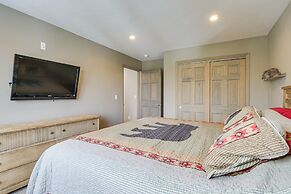 Hike + Ski: Grand Lake Cabin w/ Mtn-view Deck