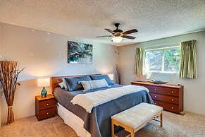 Pet-friendly Green Valley Home w/ Golf Gear!