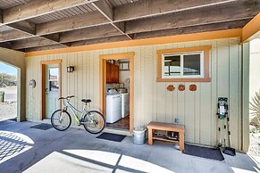 Pet-friendly Green Valley Home w/ Golf Gear!