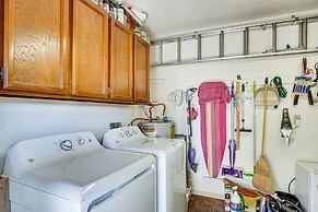Pet-friendly Green Valley Home w/ Golf Gear!