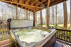 Spacious Cashiers Vacation Rental on Golf Course!