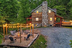 Hot Tub, Game Room & Fire Pit: Canton Log Cabin
