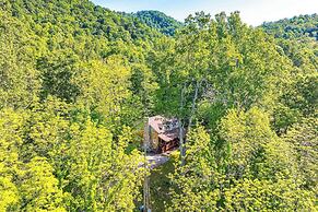 Hot Tub, Game Room & Fire Pit: Canton Log Cabin