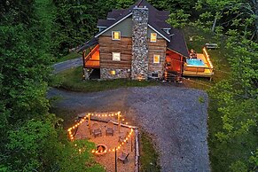 Hot Tub, Game Room & Fire Pit: Canton Log Cabin
