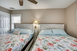 Bright Duplex Condo: Walk to Brigantine Beach!