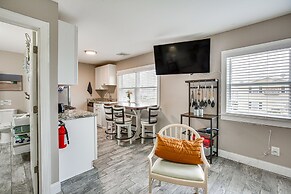 Bright Duplex Condo: Walk to Brigantine Beach!