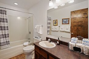 5 Sandhill 3 Bedroom Home by RedAwning