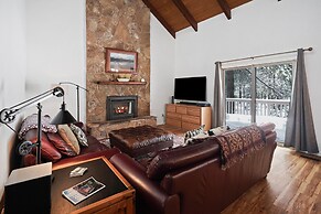 5 Sandhill 3 Bedroom Home by RedAwning