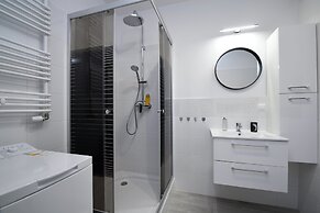 RentPlanet - Biały Dom