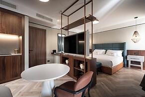 Visionair Suites